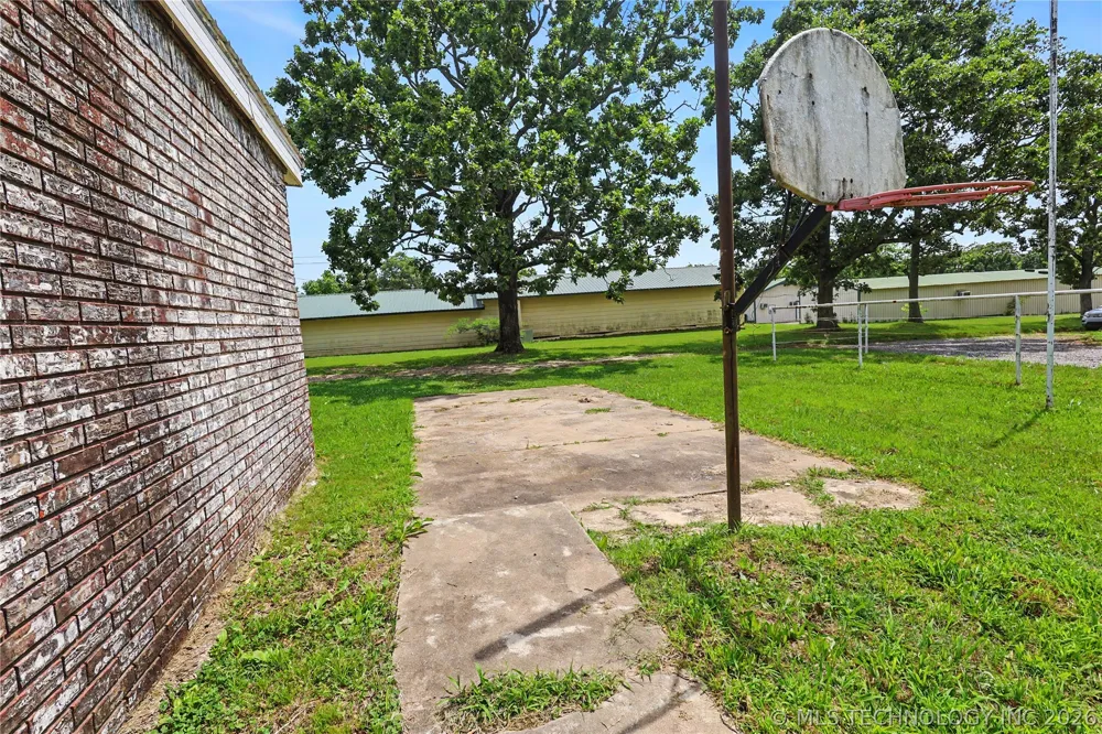 15188 Hwy 82 Tahlequah, OK 74464