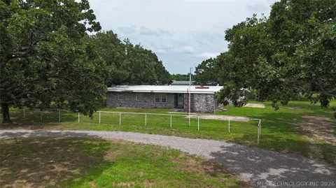 15188 Hwy 82