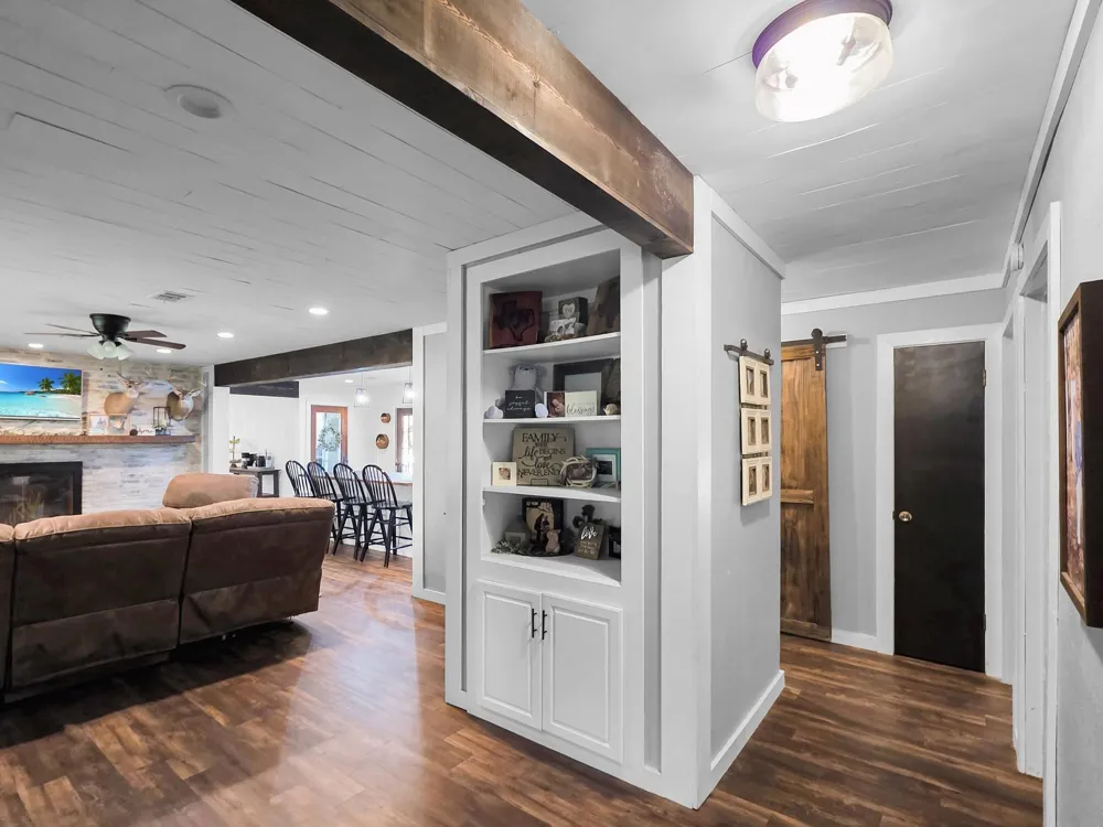 10325 Hwy 69 S Warren, TX 77664