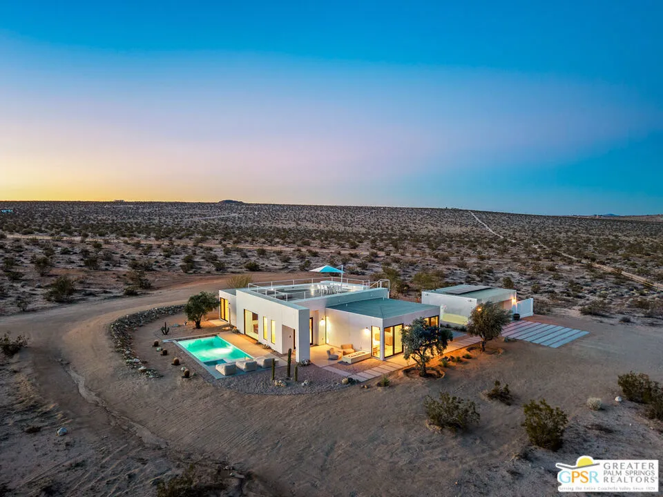 3236 Sunever Road Joshua Tree, CA 92252