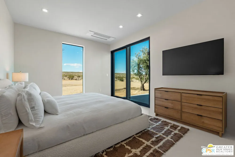 3236 Sunever Road Joshua Tree, CA 92252
