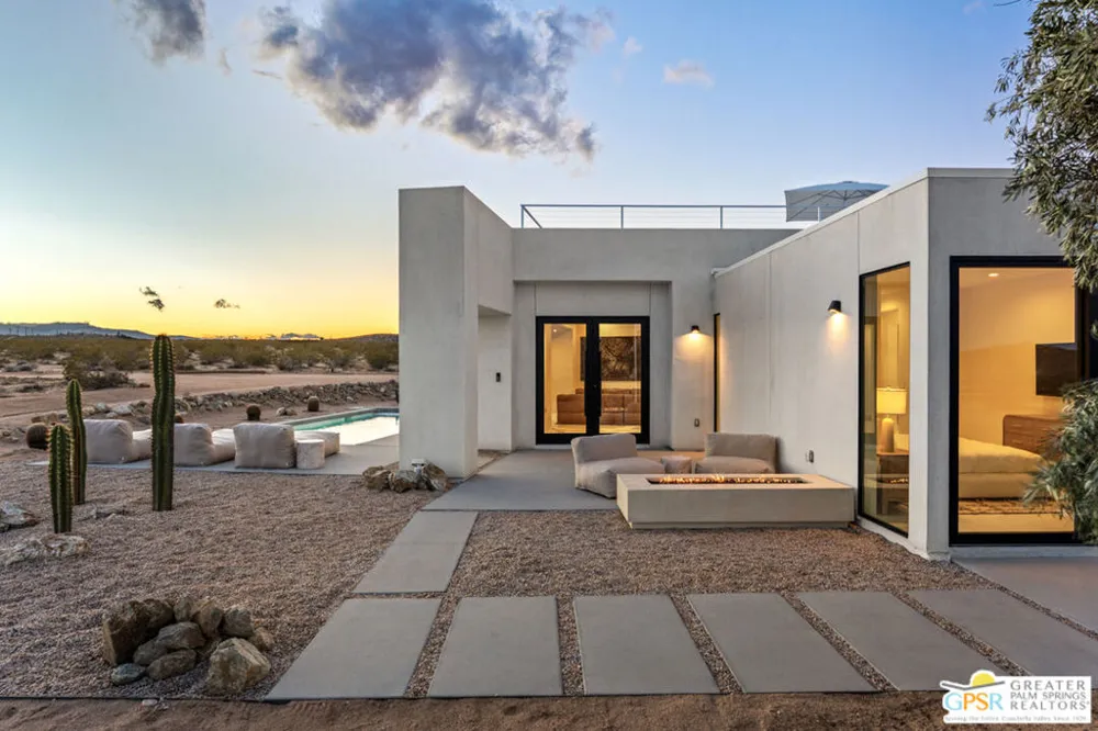 3236 Sunever Road Joshua Tree, CA 92252
