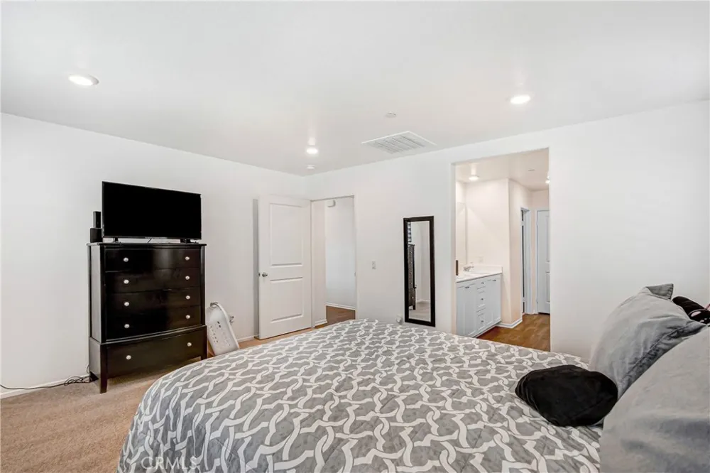 584 Directo San Jacinto, CA 92583