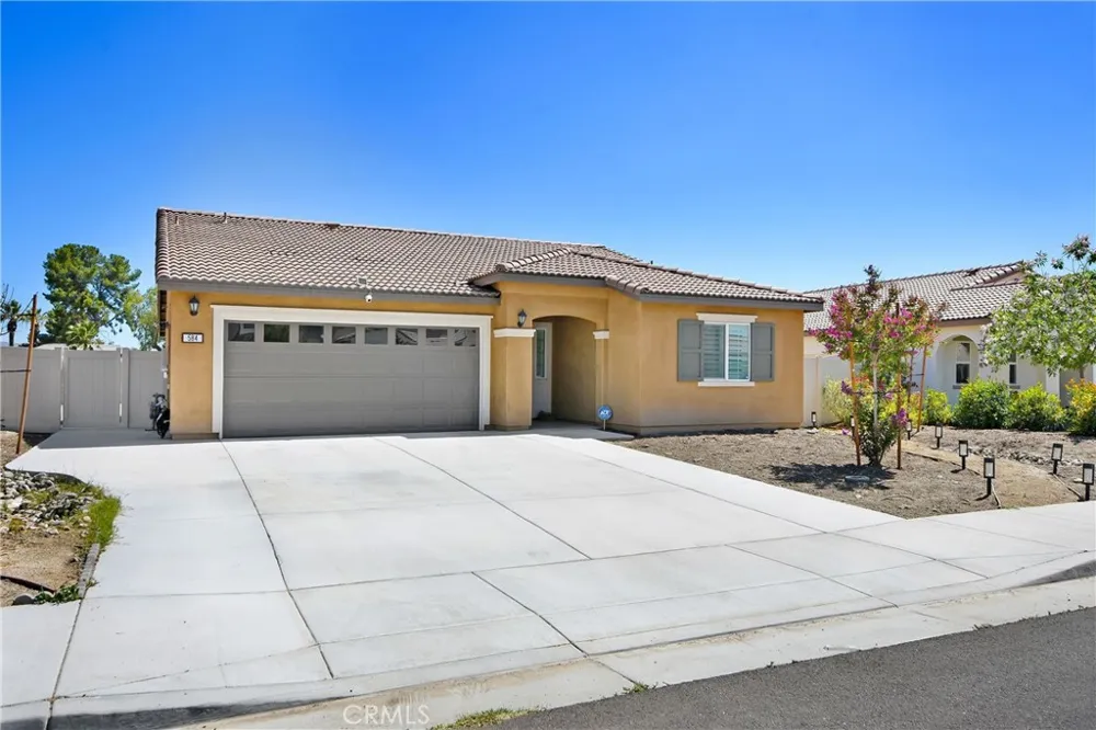 584 Directo San Jacinto, CA 92583
