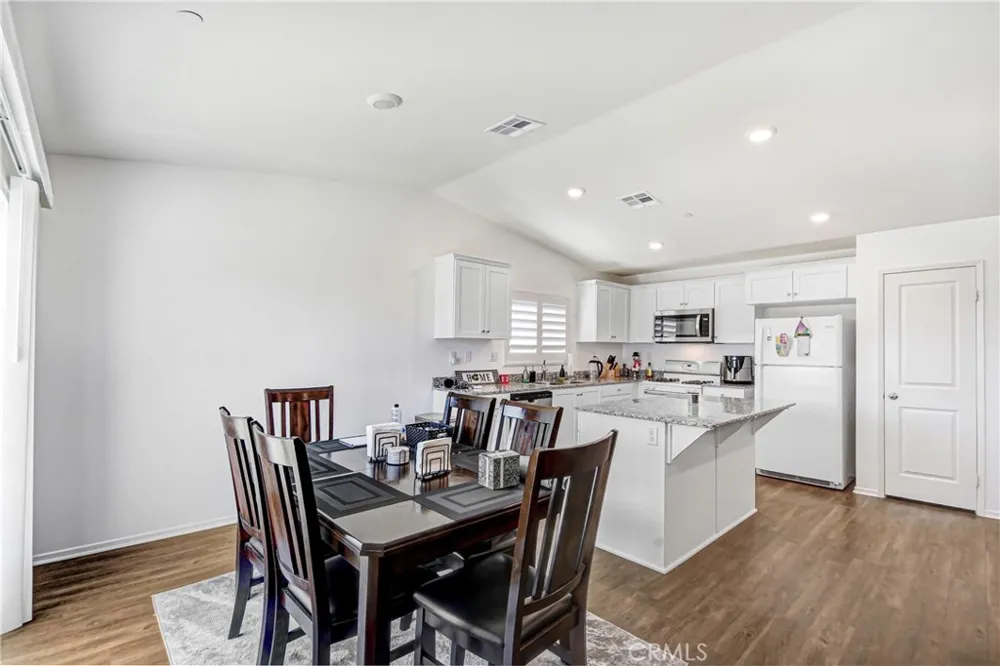 584 Directo San Jacinto, CA 92583