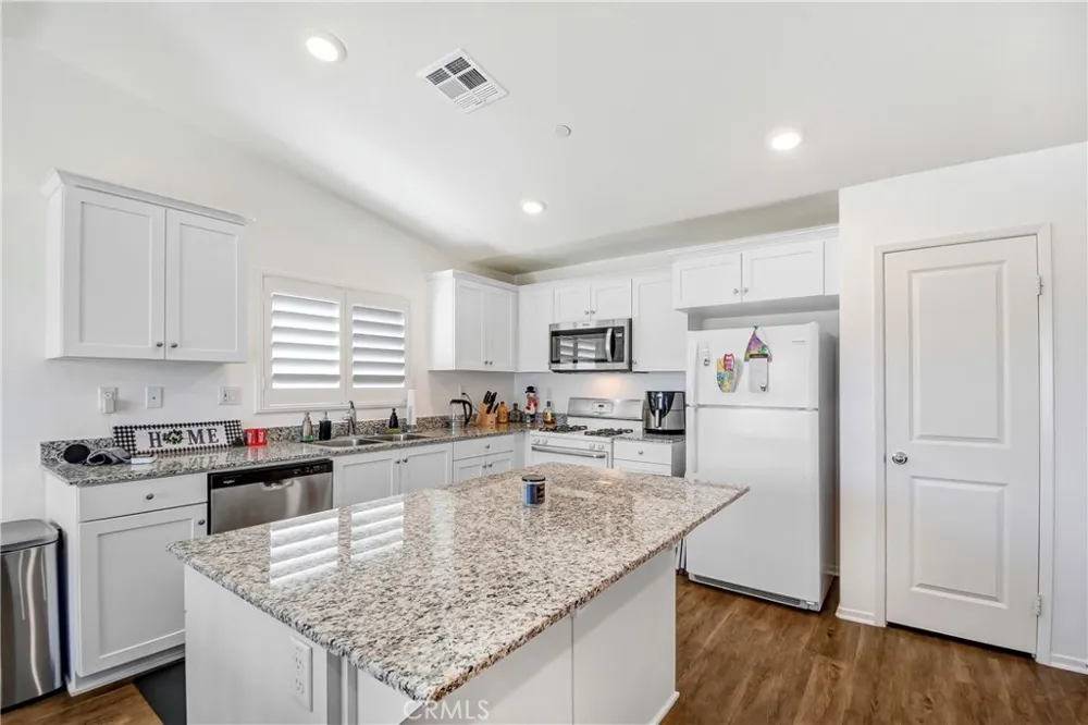 584 Directo San Jacinto, CA 92583