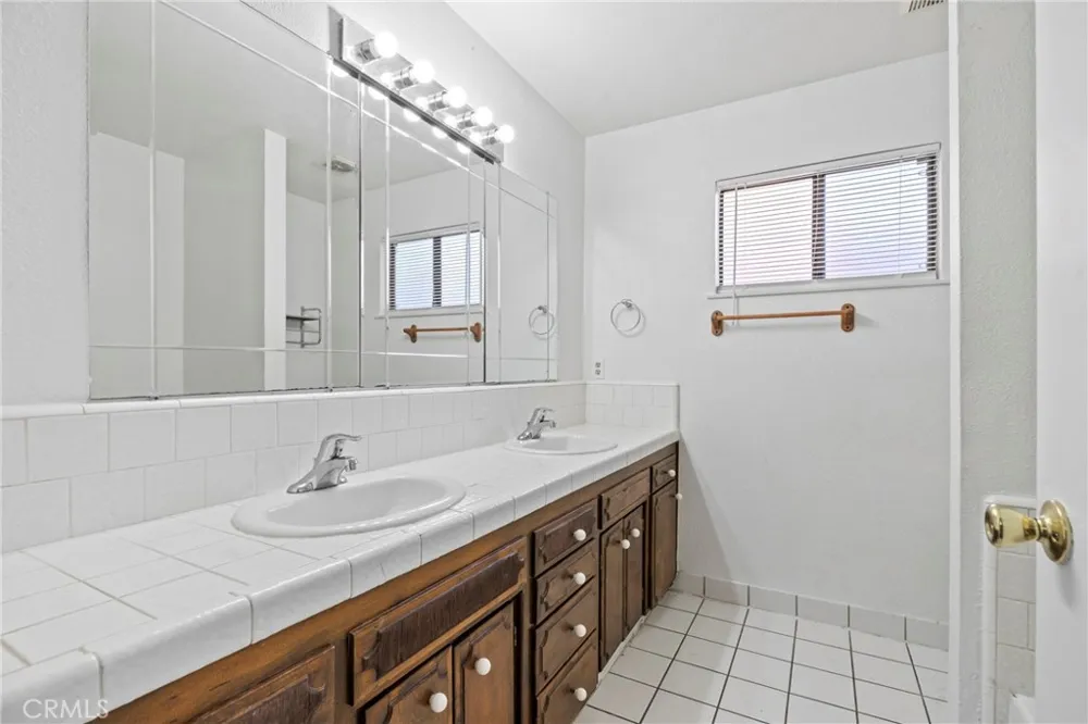 3553 Beals Merced, CA 95348