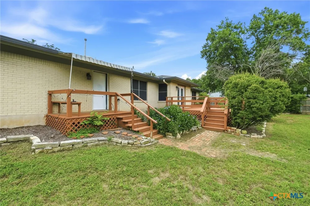 208 Cedar Street Buda, TX 78610