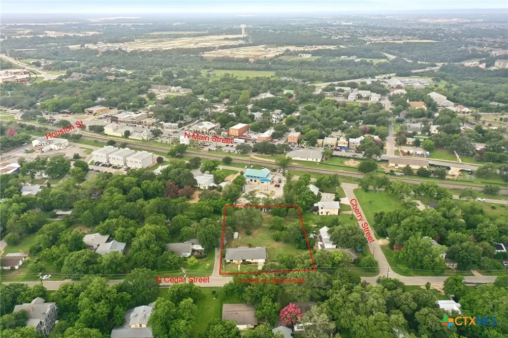 208 Cedar Street Buda, TX 78610