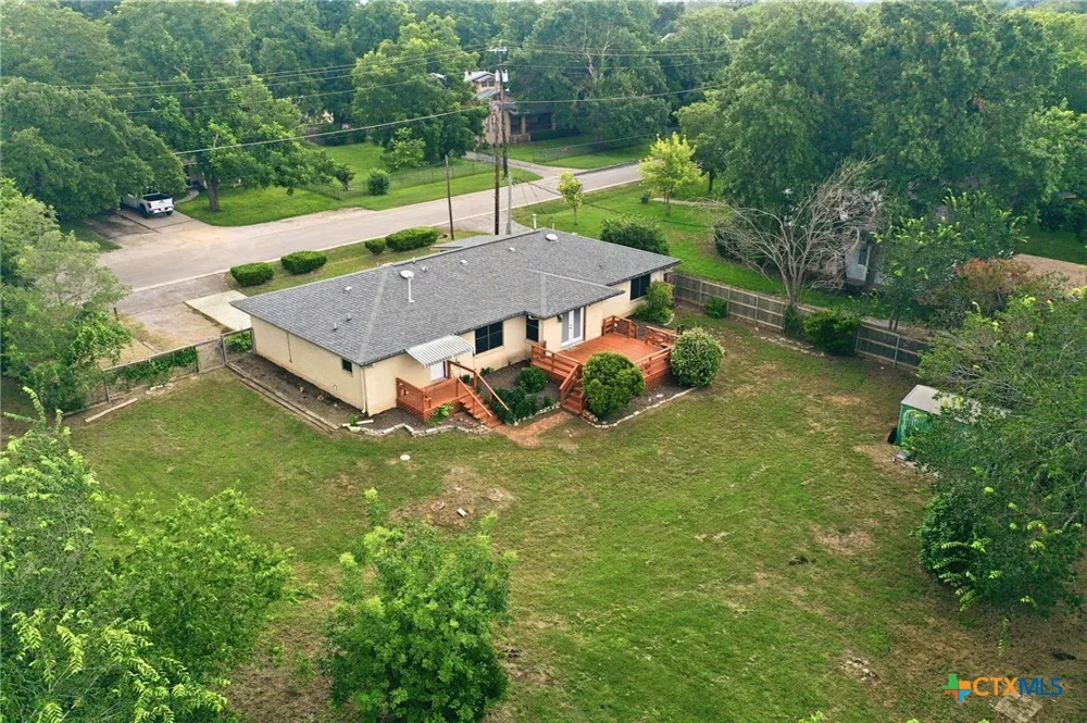 208 Cedar Street Buda, TX 78610