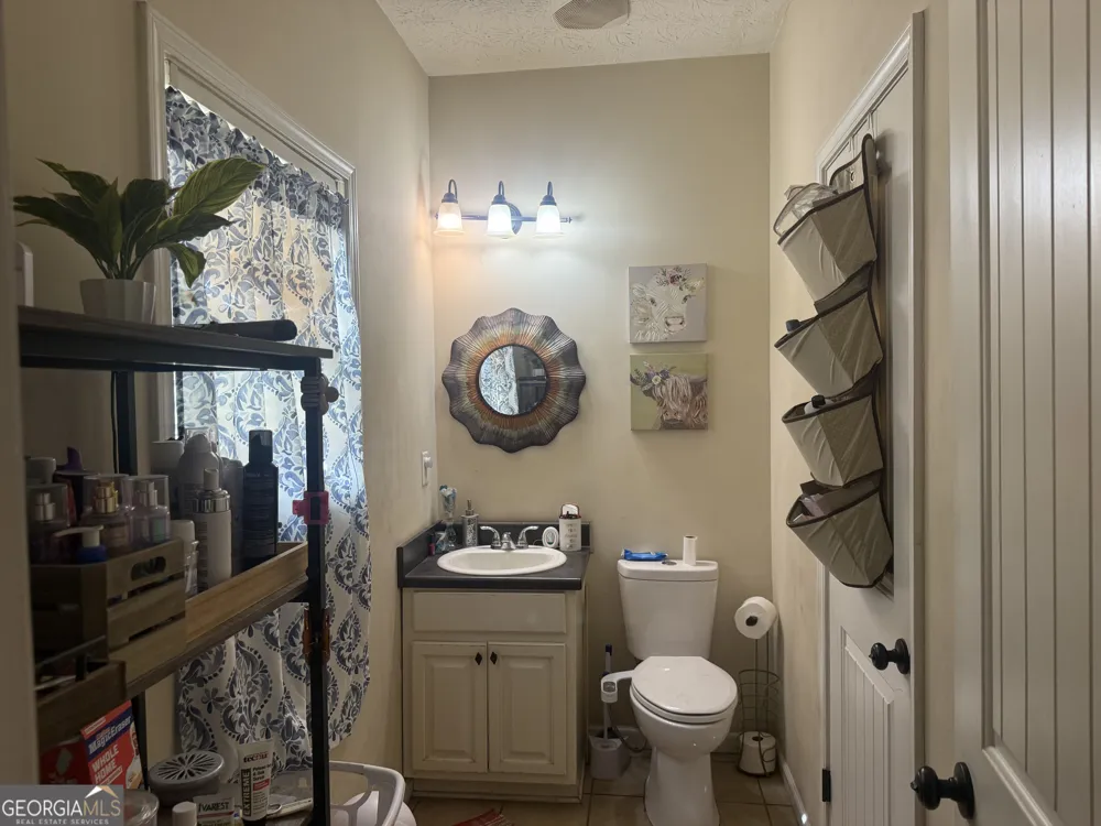 408 Bowen RD Milner, GA 30257