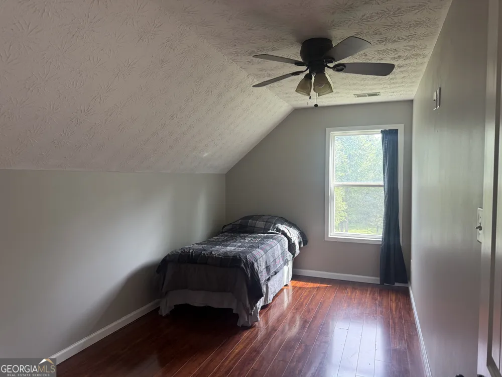 408 Bowen RD Milner, GA 30257