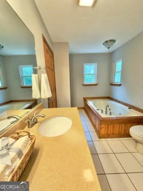 84 Anvil CT Morganton, GA 30560