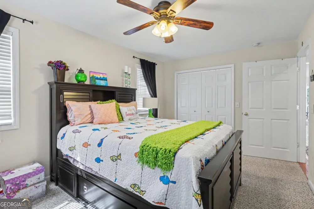 2255 Thunder Oak RD Young Harris, GA 30582