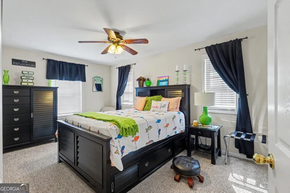 2255 Thunder Oak RD Young Harris, GA 30582