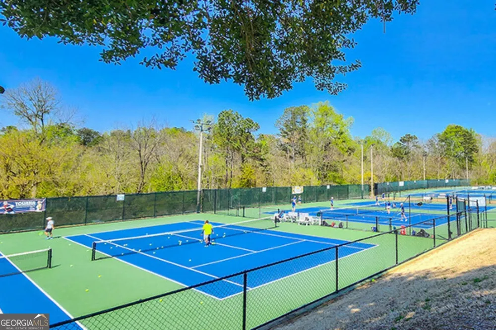 135 Cliftwood RD NE Sandy Springs, GA 30328