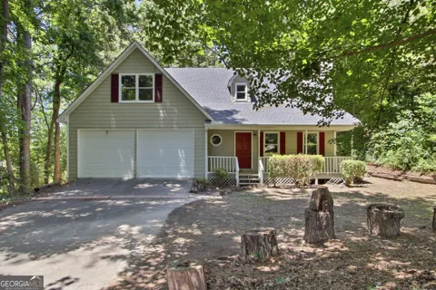 104 West LN SE