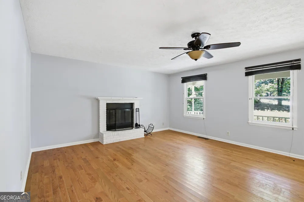 104 West LN SE Calhoun, GA 30701