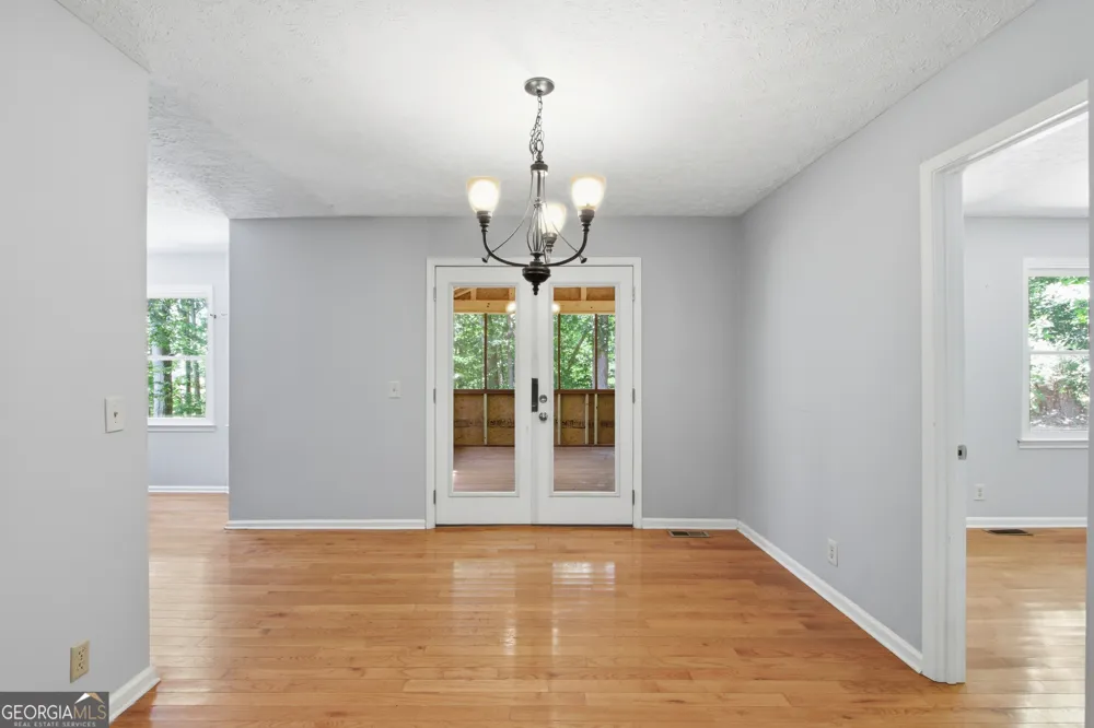 104 West LN SE Calhoun, GA 30701