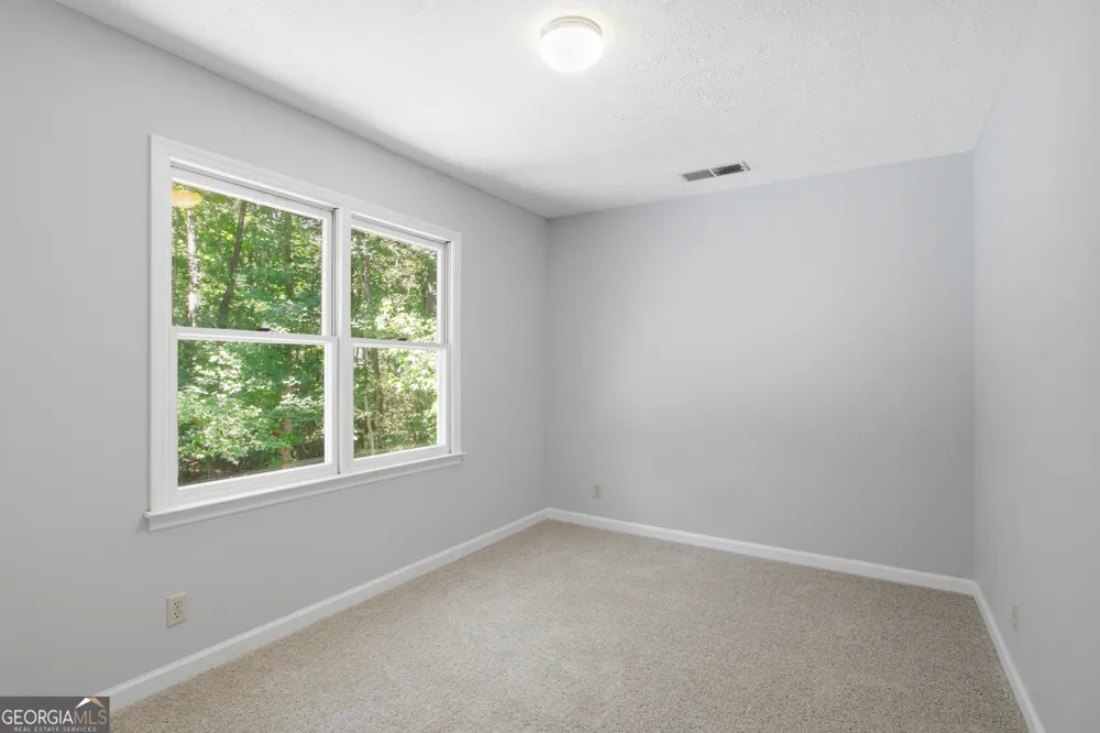 104 West LN SE Calhoun, GA 30701