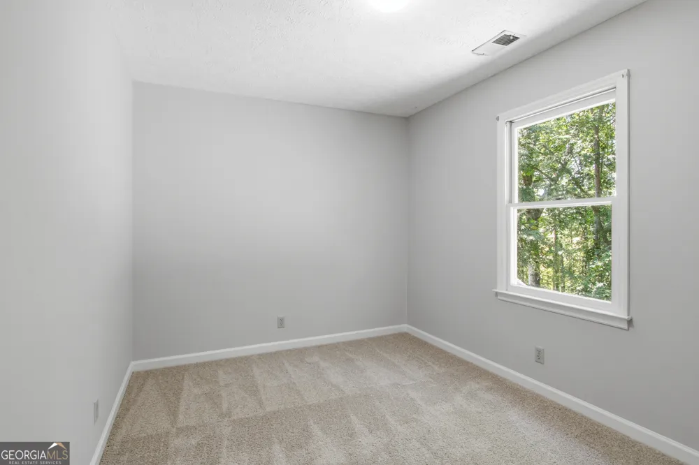 104 West LN SE Calhoun, GA 30701