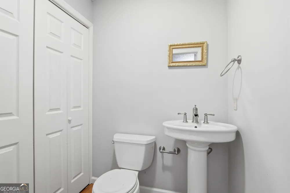 104 West LN SE Calhoun, GA 30701