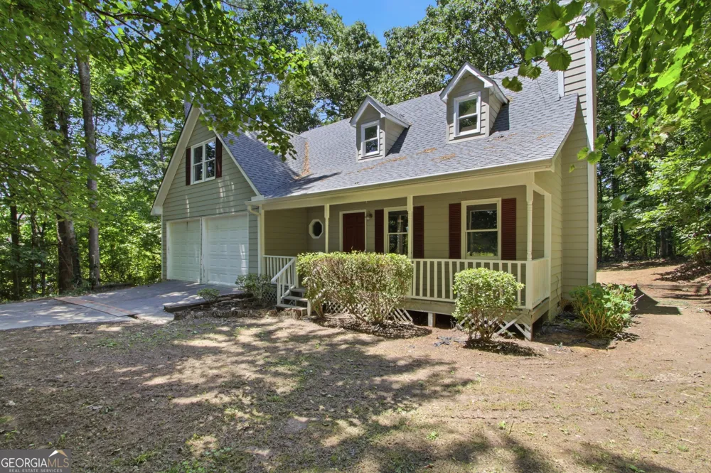 104 West LN SE Calhoun, GA 30701