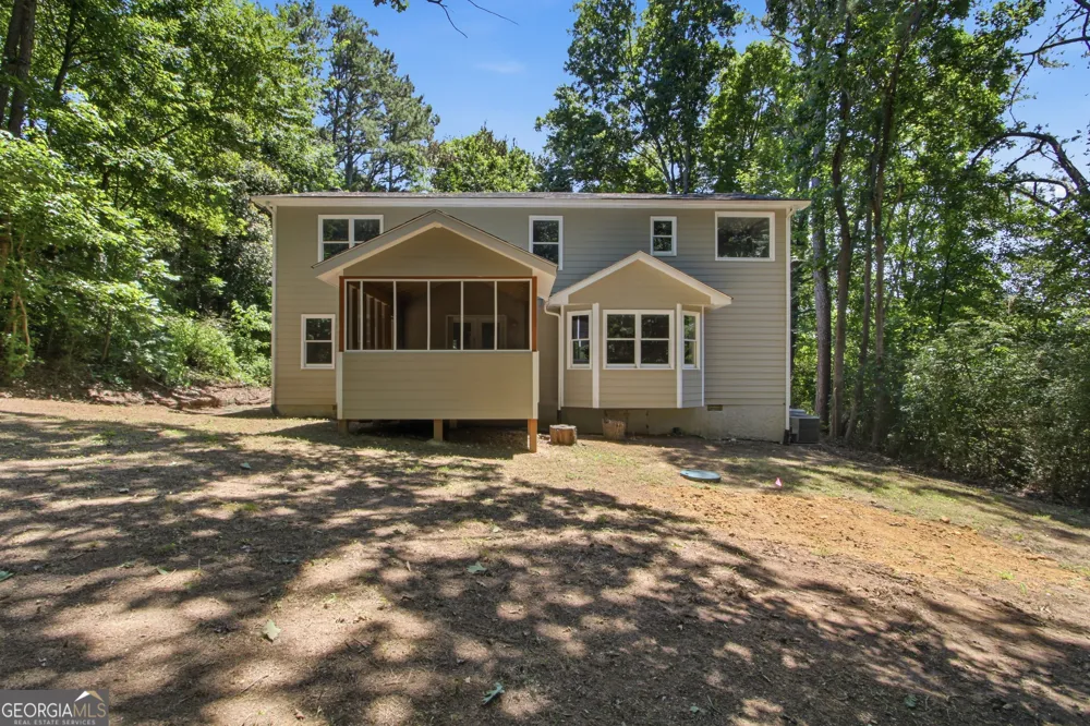 104 West LN SE Calhoun, GA 30701