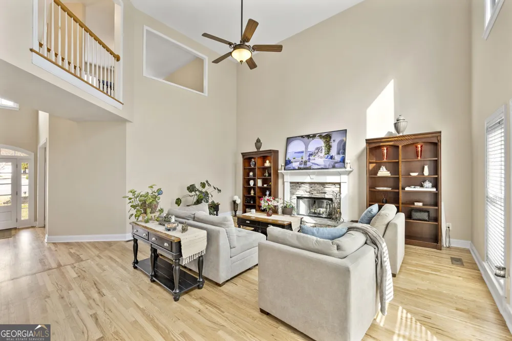 5213 Millwood DR Canton, GA 30114