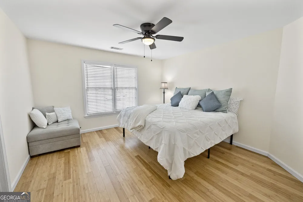 5213 Millwood DR Canton, GA 30114