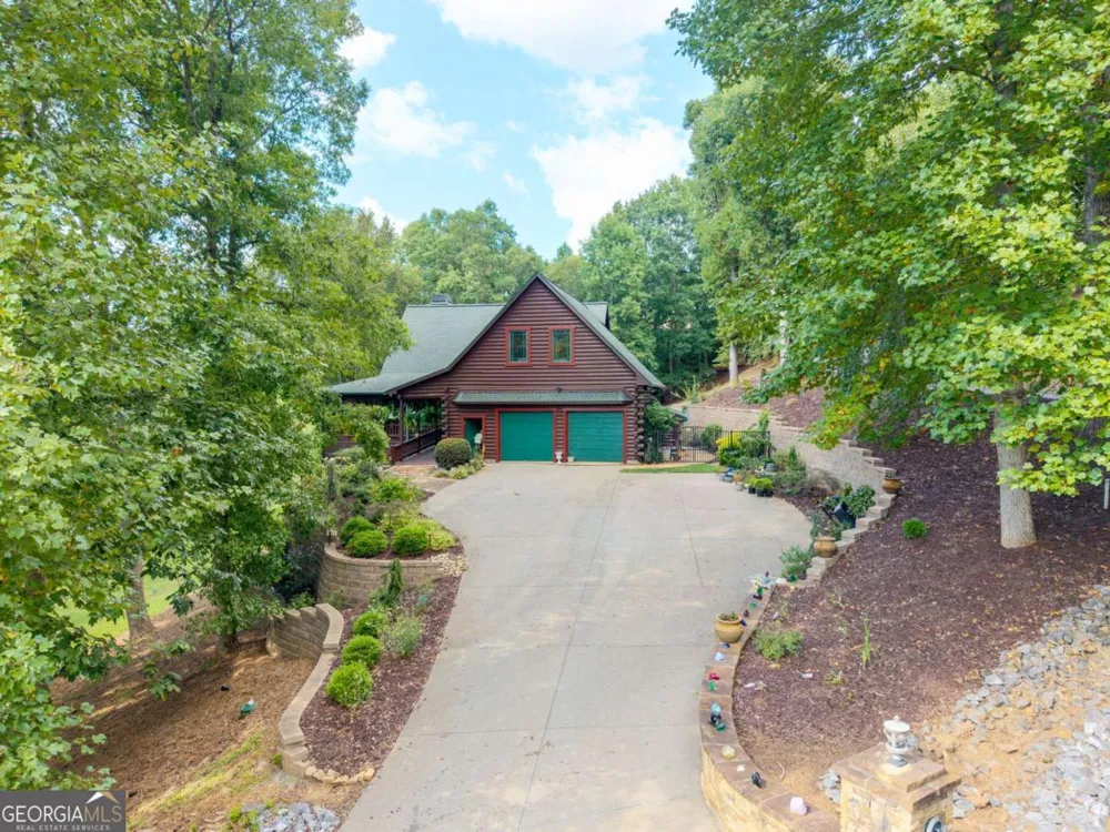 3383 Indian Springs DR Hiawassee, GA 30546