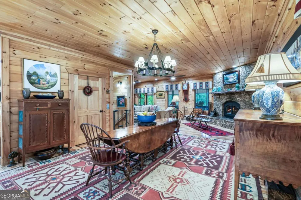 3383 Indian Springs DR Hiawassee, GA 30546