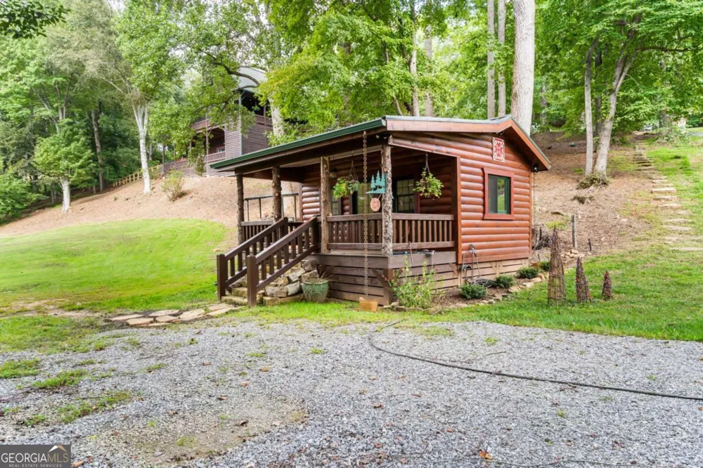 3383 Indian Springs DR Hiawassee, GA 30546