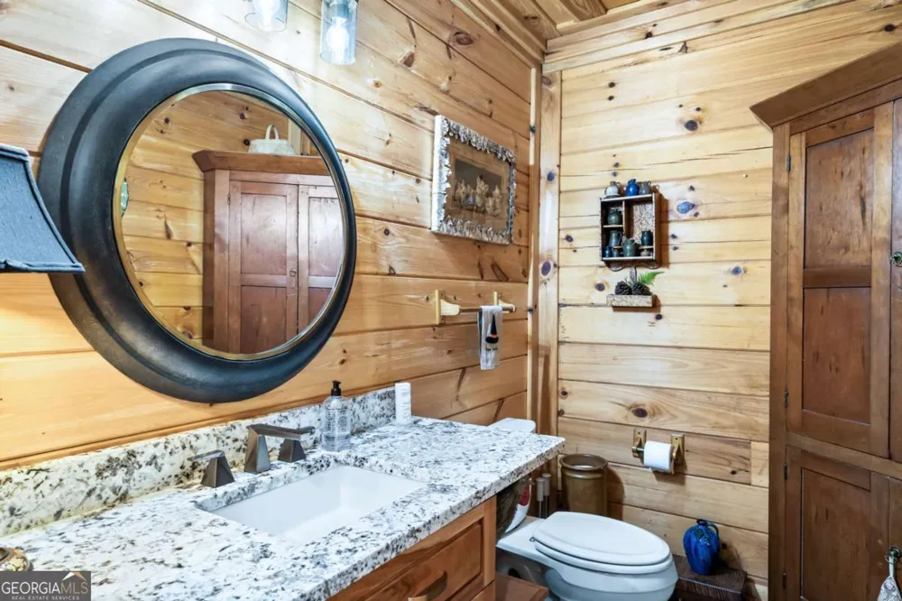 3383 Indian Springs DR Hiawassee, GA 30546