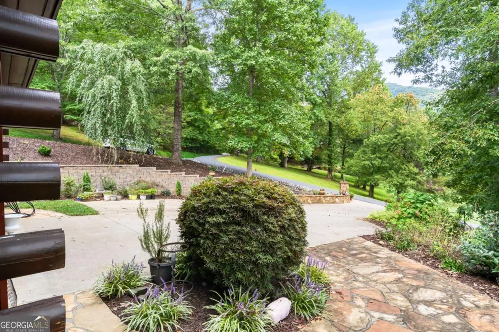3383 Indian Springs DR Hiawassee, GA 30546