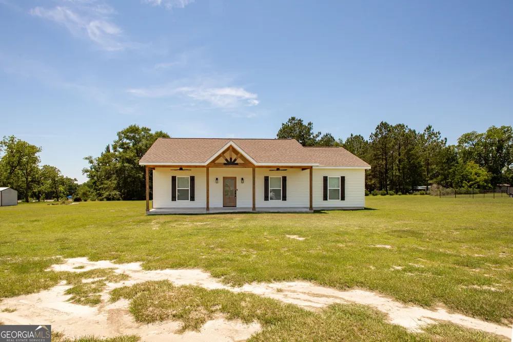 3620 Tanner LN Waycross, GA 31503