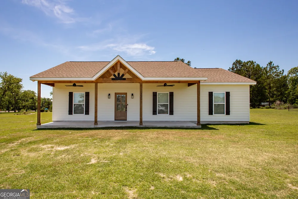 3620 Tanner LN Waycross, GA 31503
