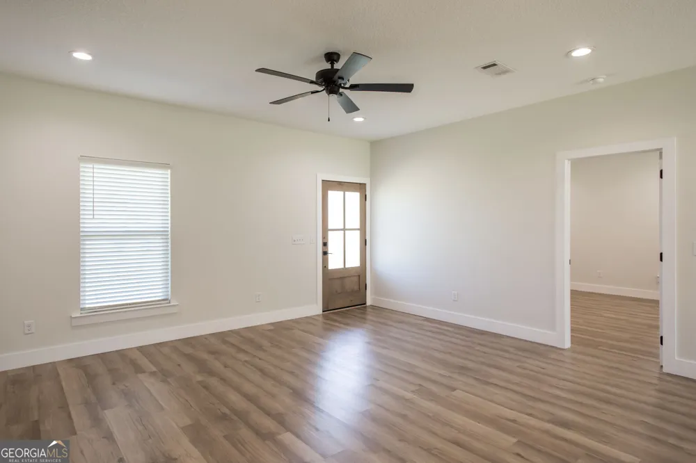 3620 Tanner LN Waycross, GA 31503