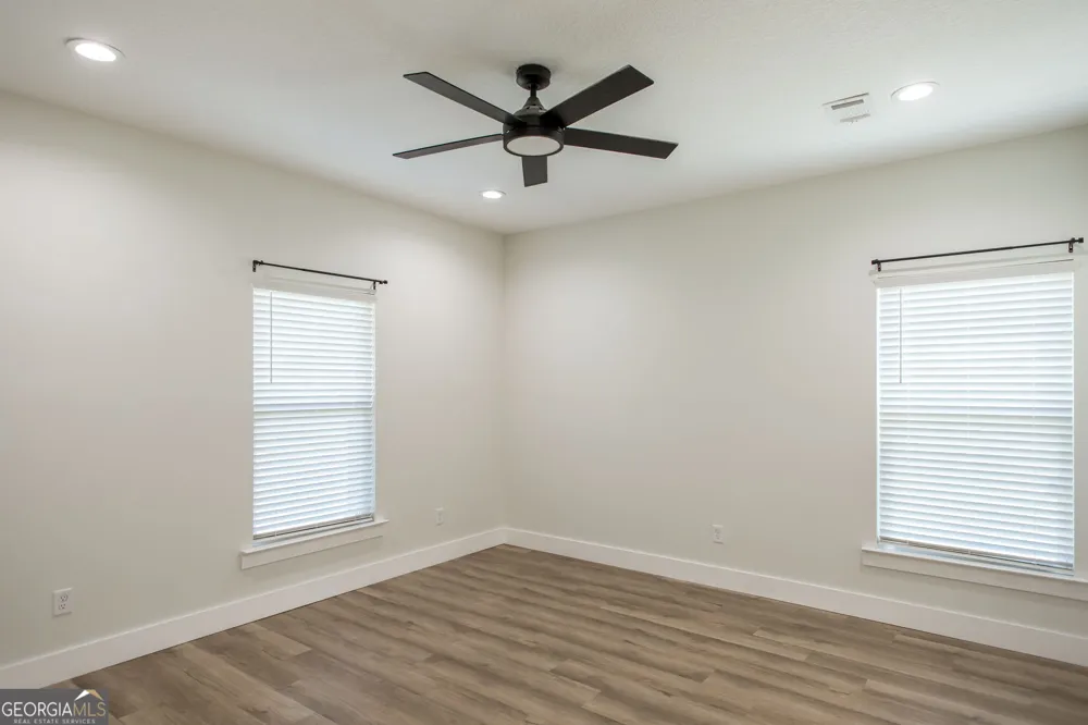3620 Tanner LN Waycross, GA 31503