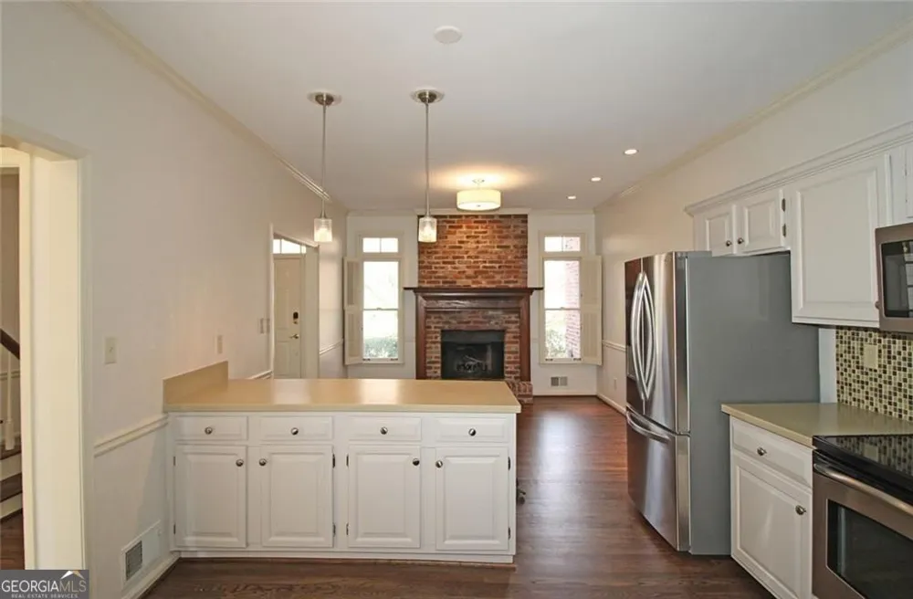 128 River Ridge LN Roswell, GA 30075