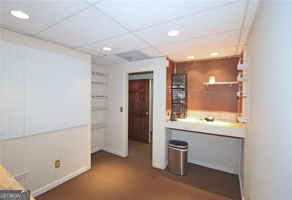 128 River Ridge LN Roswell, GA 30075