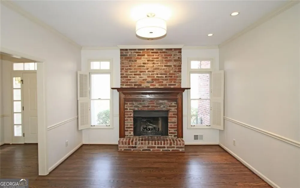 128 River Ridge LN Roswell, GA 30075