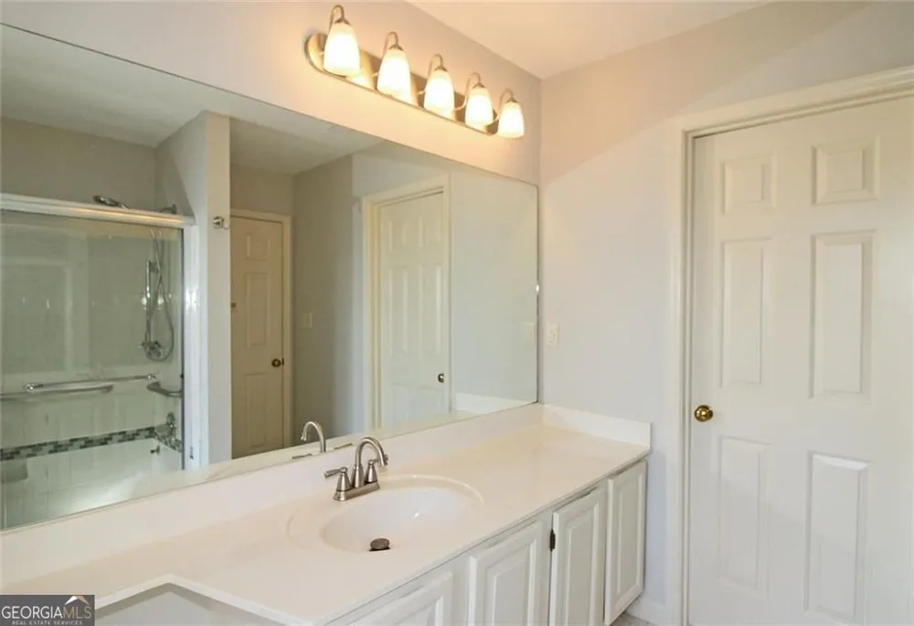 128 River Ridge LN Roswell, GA 30075