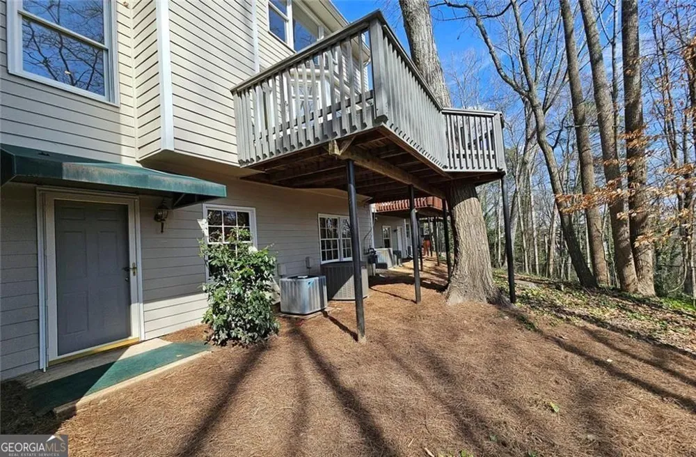 128 River Ridge LN Roswell, GA 30075