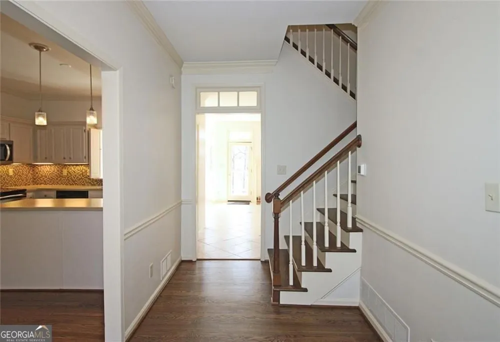 128 River Ridge LN Roswell, GA 30075