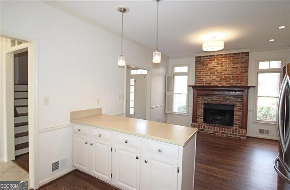 128 River Ridge LN Roswell, GA 30075