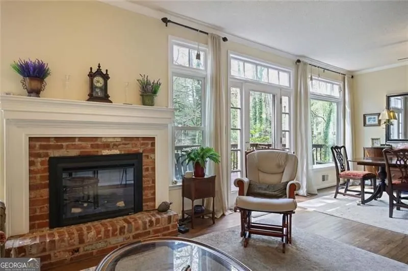 175 Riverview TRL Roswell, GA 30075