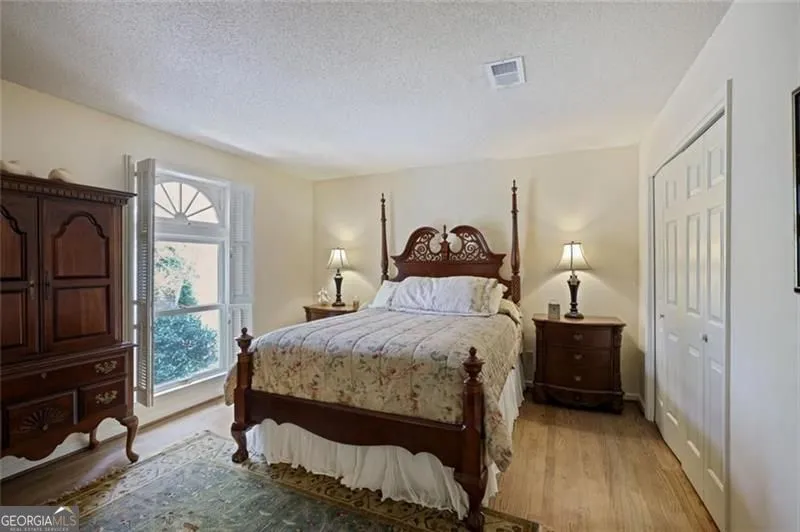 175 Riverview TRL Roswell, GA 30075