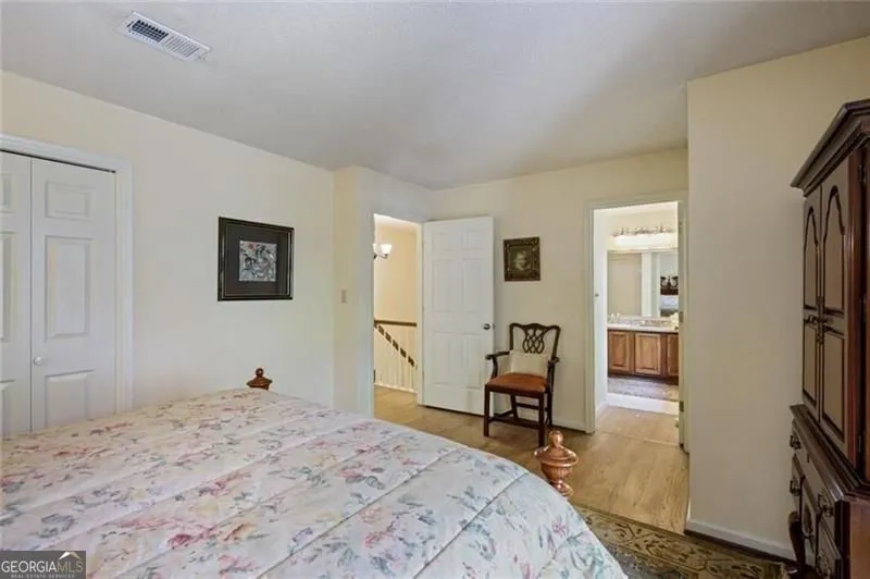 175 Riverview TRL Roswell, GA 30075