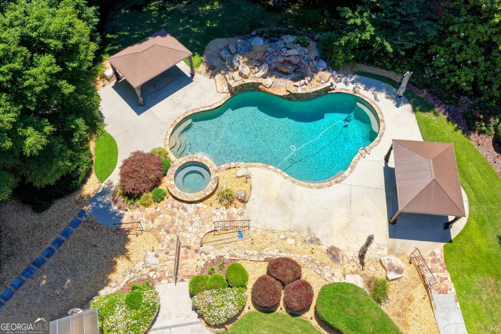 1390 Hillside DR Grayson, GA 30017